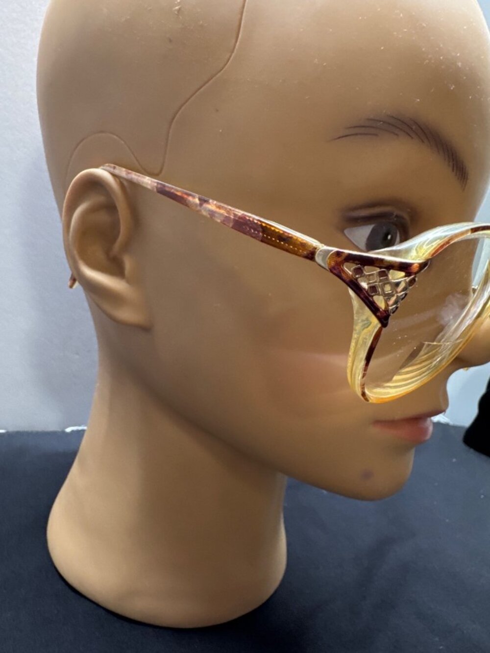 Sophia Loren 1509 Vintage Oversized Bifocal Frames 1970s-80s Gold-Tone Zyloware